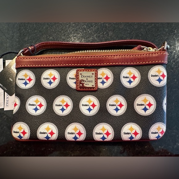 Limited Edition Dooney & Bourke Pittsburgh Steelers Signature Wristlet - Picture 4 of 9